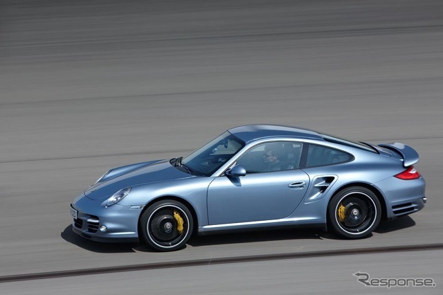 ポルシェ911ターボS
