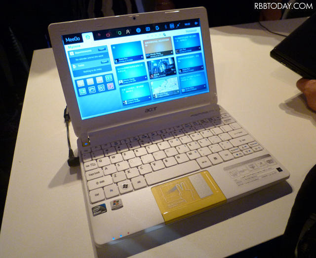 MeeGoベースの「Acer Aspire One Happy 2」 MeeGoベースの「Acer Aspire One Happy 2」
