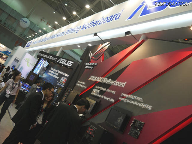 Asusのブース