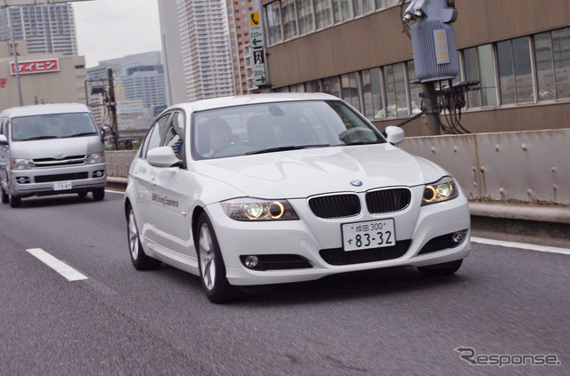 BMW 320iセダン