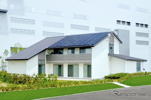 シャープ・エコハウスの実証実験…EVを蓄電池として活用