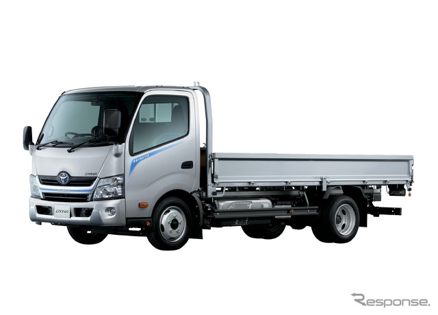 トヨタ カーゴ ワイドキャブ ロングデッキ フルジャストロー 2.0トン積 ディーゼルハイブリッド車Gパッケージ装着車