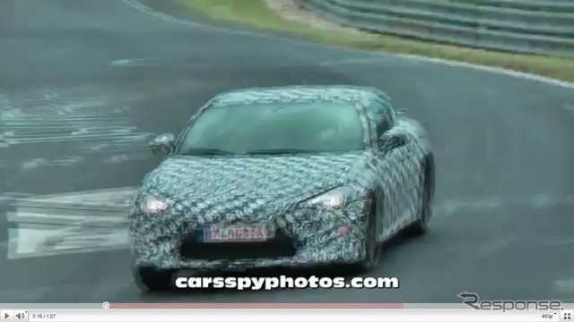 ドイツ・ニュルブルクリンクで開発テストを行う新型FRスポーツ