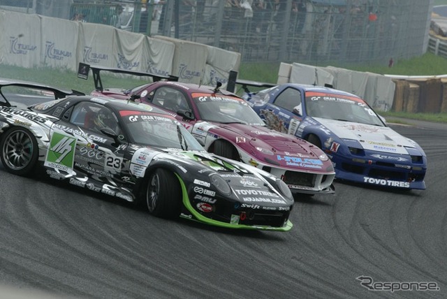 写真:MAZDA TUNING FESTA in Tsukuba 2010年開催の様子