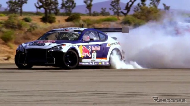 ロッド・ミレン選手とその父親、リース・ミレン選手がエントリーするヒュンダイ(動画キャプチャー)
