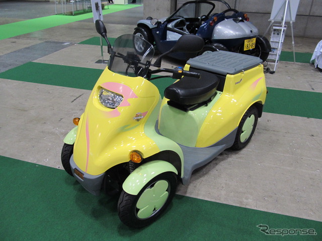 おでかけですカー