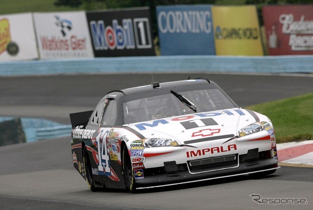 ハミルトン、NASCARに乗る