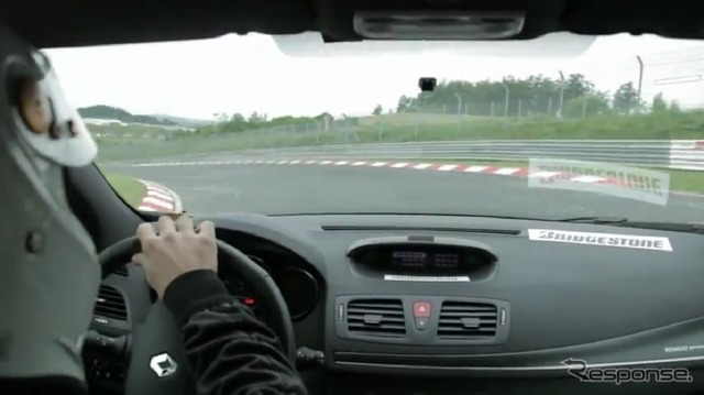 ルノー メガーヌRS ニュルアタック動画キャプチャ