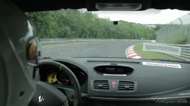ルノー メガーヌRS ニュルアタック動画キャプチャ