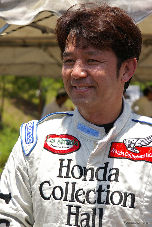 2輪・4輪すべての車両のテストドライブをおこなった宮城光氏