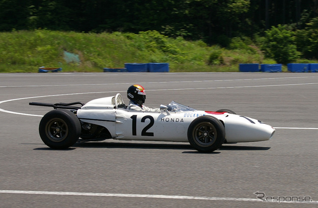 ［ホンダ往年の名車が走る］1965年のF1マシン RA272…写真蔵
