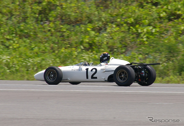 ［ホンダ往年の名車が走る］1965年のF1マシン RA272…写真蔵