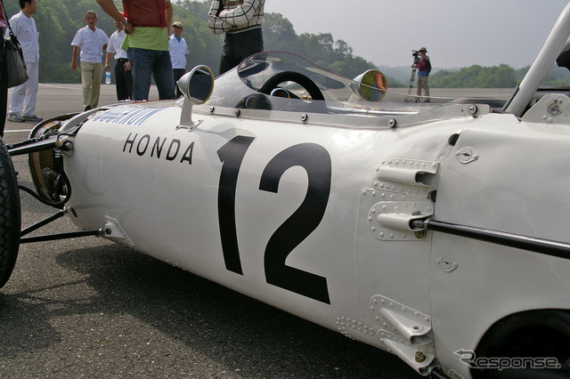 ［ホンダ往年の名車が走る］1965年のF1マシン RA272…写真蔵