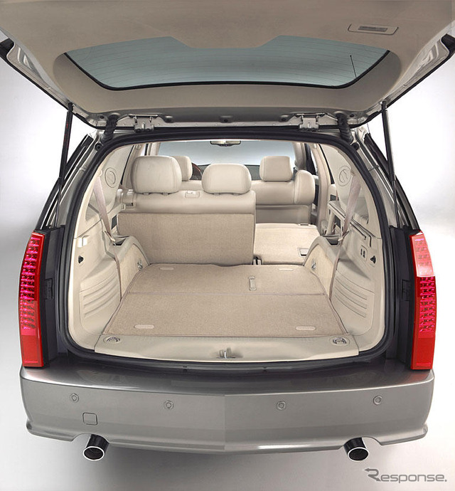 【写真蔵】キャデラック渾身のSUV『SRX』