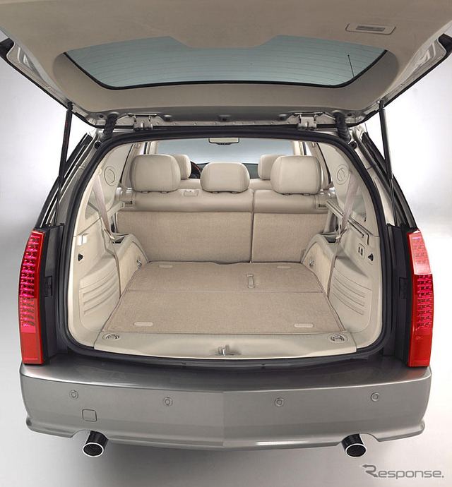 【写真蔵】キャデラック渾身のSUV『SRX』