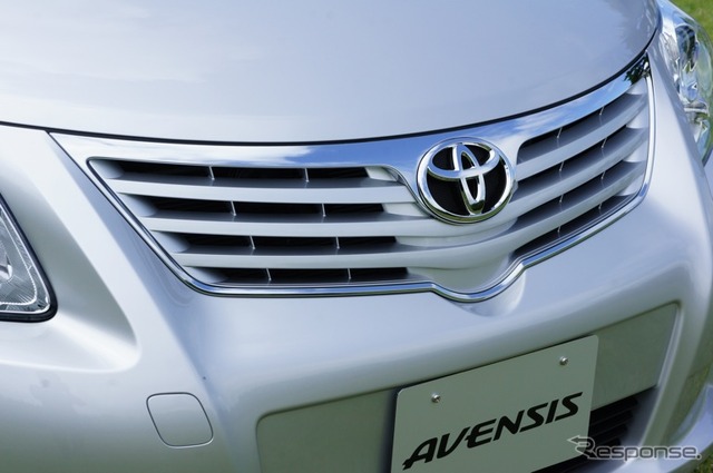 トヨタ・アベンシス新型