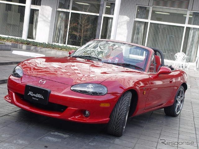 【オートサロン'04出品車】『ロードスター・ターボ』サーキットトライアル仕様
