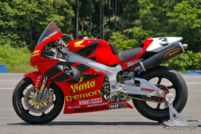 ［ホンダ 往年の名車が走る］マン島TT出場車 VTR1000SPW…写真蔵