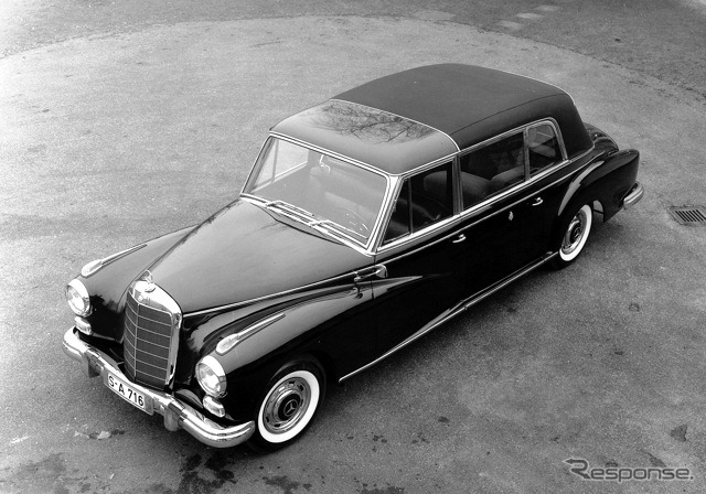 メルセデスベンツ300d(W189)。ローマ法王用(1960)