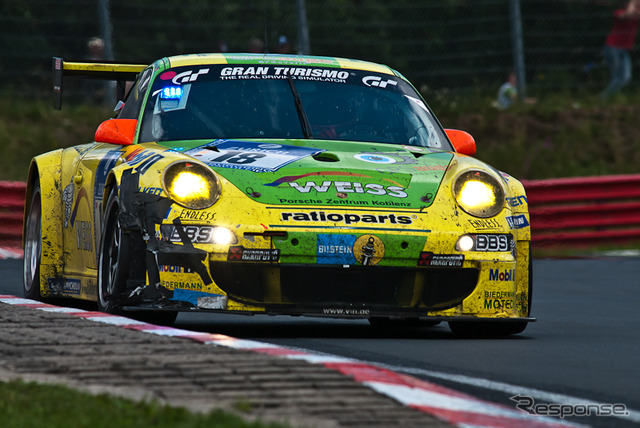 マンタイレーシング・ポルシェ（ニュルブルクリンク24時間耐久レース）