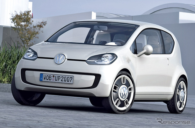 VWの世界戦略小型車「UP!」は8月にデビューを飾ると見られる（写真は2007年のコンセプト）