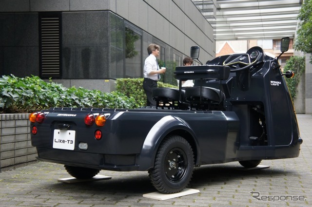 光岡自動車のオリジナル3輪電気自動車『雷駆T3(ライクT3)』