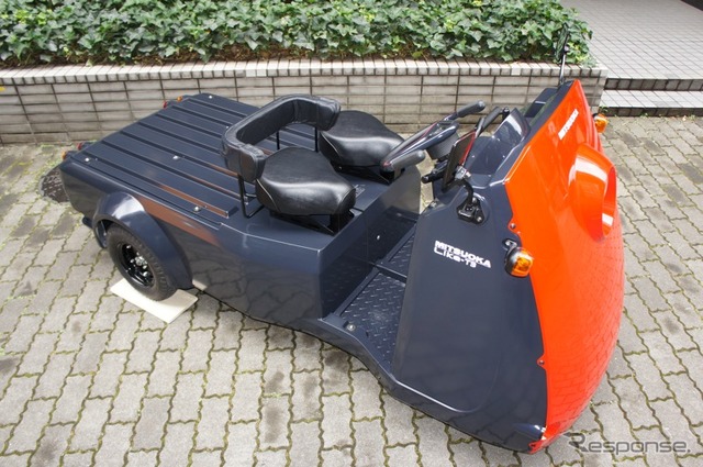 光岡自動車のオリジナル3輪電気自動車『雷駆T3(ライクT3)』