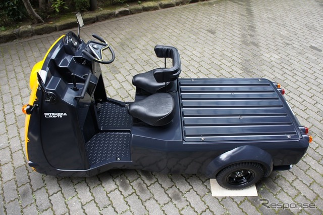 光岡自動車のオリジナル3輪電気自動車『雷駆T3(ライクT3)』