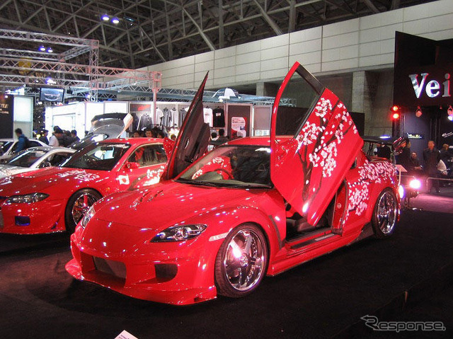 【東京オートサロン'04速報】ガルウイングの意味……ヴェイルサイド