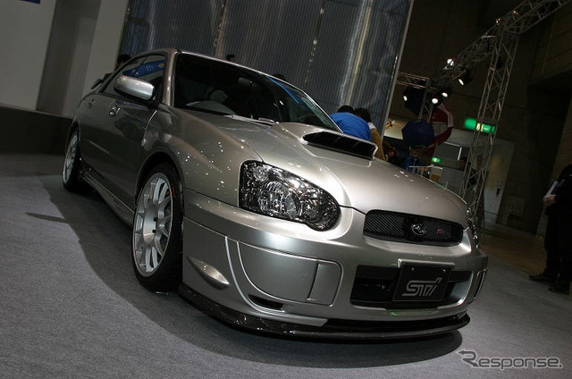 【東京オートサロン'04続報】インテリアの質感を磨いたSTI『インプレッサ』