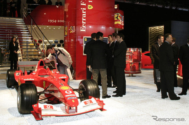 【デトロイトショー'04速報】フェラーリのアメリカ限定ロゴ