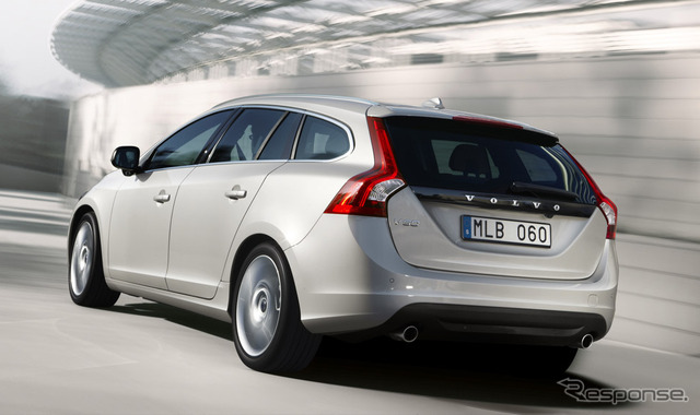 ボルボ V60