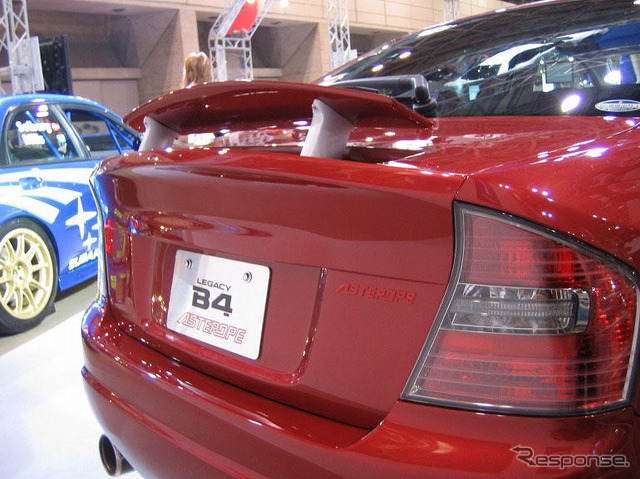 【東京オートサロン'04速報】究極---スバル『レガシィB4アステローぺ』