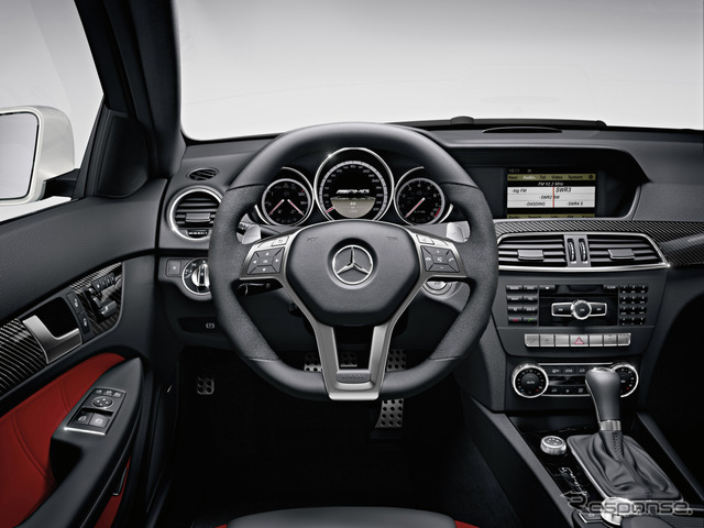 メルセデスベンツ AMG C63クーペ 