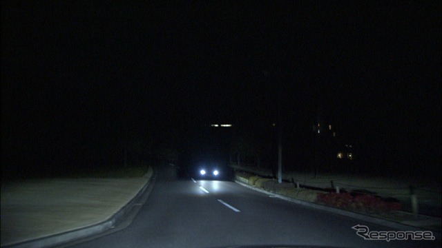 2011 トヨタ安全技術取材会。ADB(アダプティブ ドライビング ビーム)