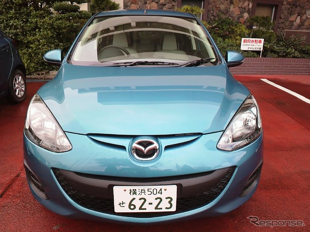 ひと目で新型と分かる顔つき