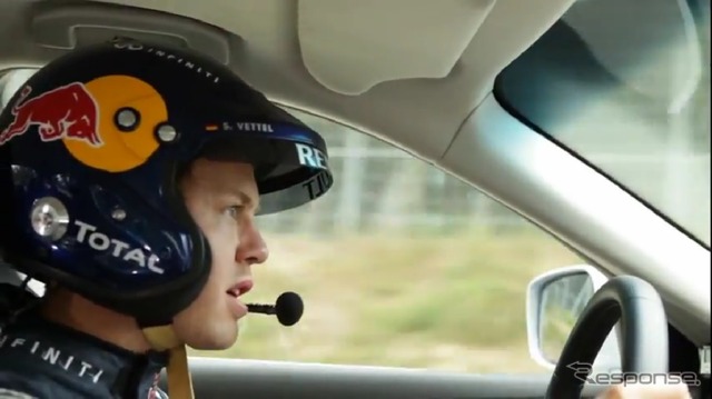 レッドブルレーシングのF1ドライバー、セバスチャン・ベッテル選手とマーク・ウェバー選手がインフィニティM(日産フーガ)をテストドライブ