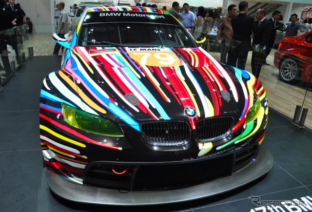 BMW アートカー Jeff Koonsデザイン(ジャカルタモーターショー11)