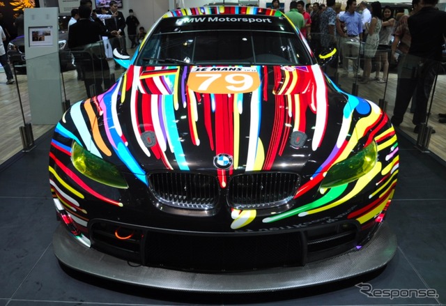 BMW アートカー Jeff Koonsデザイン(ジャカルタモーターショー11)