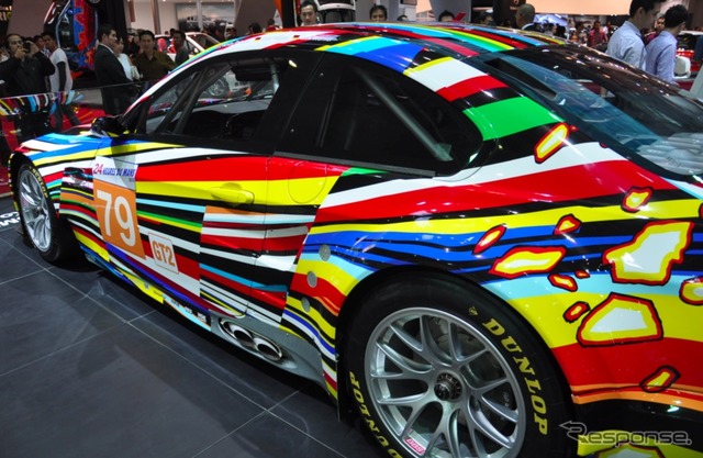 BMW アートカー Jeff Koonsデザイン(ジャカルタモーターショー11)