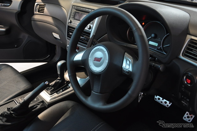 スバル インプレッサWRX STI A-Line(ジャカルタモーターショー11)