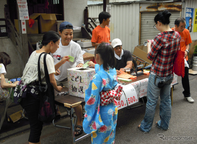 東京・港区の芝商店街で開催された「芝まつり」