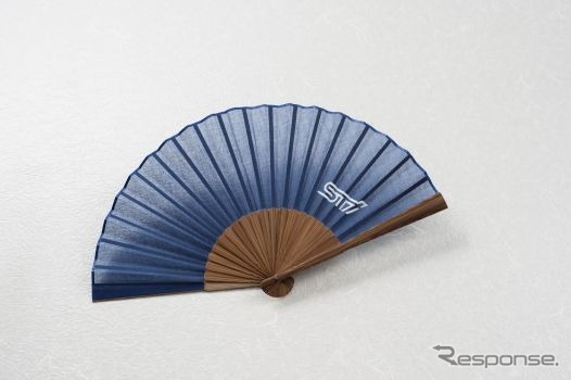 STI、老舗職人による手刷り扇子を発売…即日完売