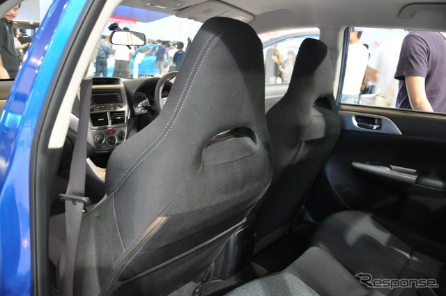 スバル インプレッサ 2.0R(ジャカルタモーターショー11)