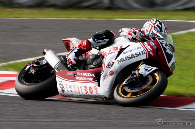 【鈴鹿8耐】写真蔵…上位3チームの走りと表彰台