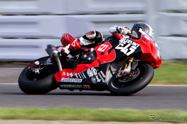 【鈴鹿8耐】写真蔵…上位3チームの走りと表彰台