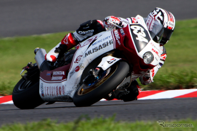 【鈴鹿8耐】写真蔵…上位3チームの走りと表彰台