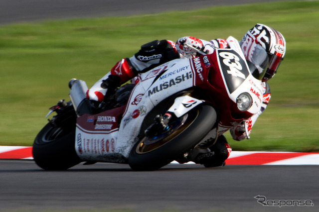 【鈴鹿8耐】写真蔵…上位3チームの走りと表彰台