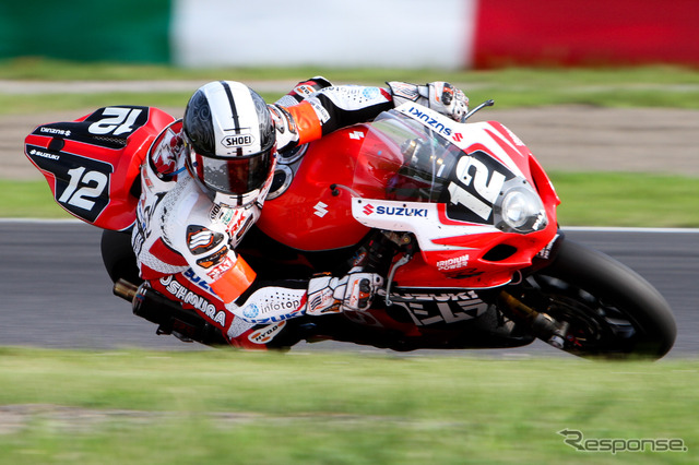 【鈴鹿8耐】写真蔵…上位3チームの走りと表彰台