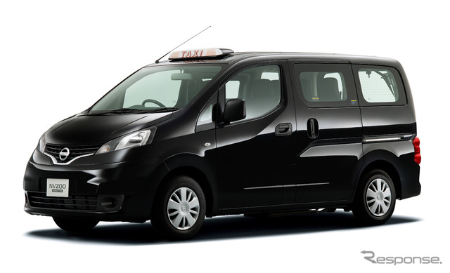 被災地へ提供される NV200バネットタクシー